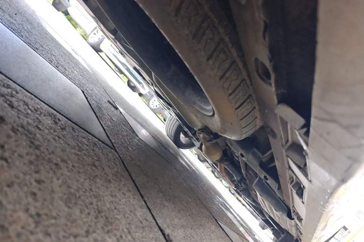 Used Toyota SIENNA  Chassis Rear Right