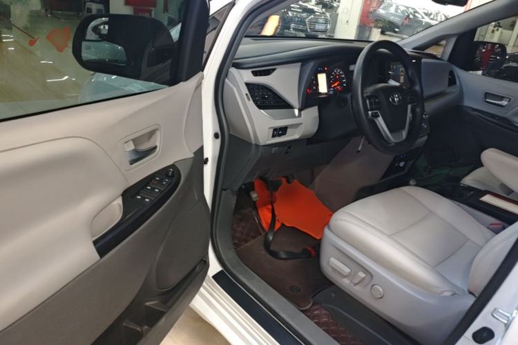 Used Toyota SIENNA 2016 3.5L Two-Wheel Drive 7-Seater Parallel Import Driver Seat