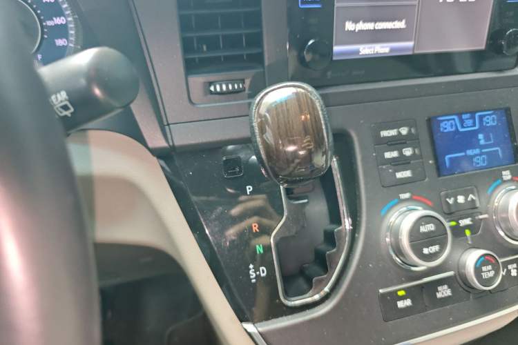 Used Toyota SIENNA  Gear Lever