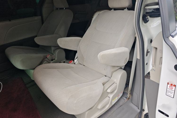 Used Toyota SIENNA  Left Rear Seat