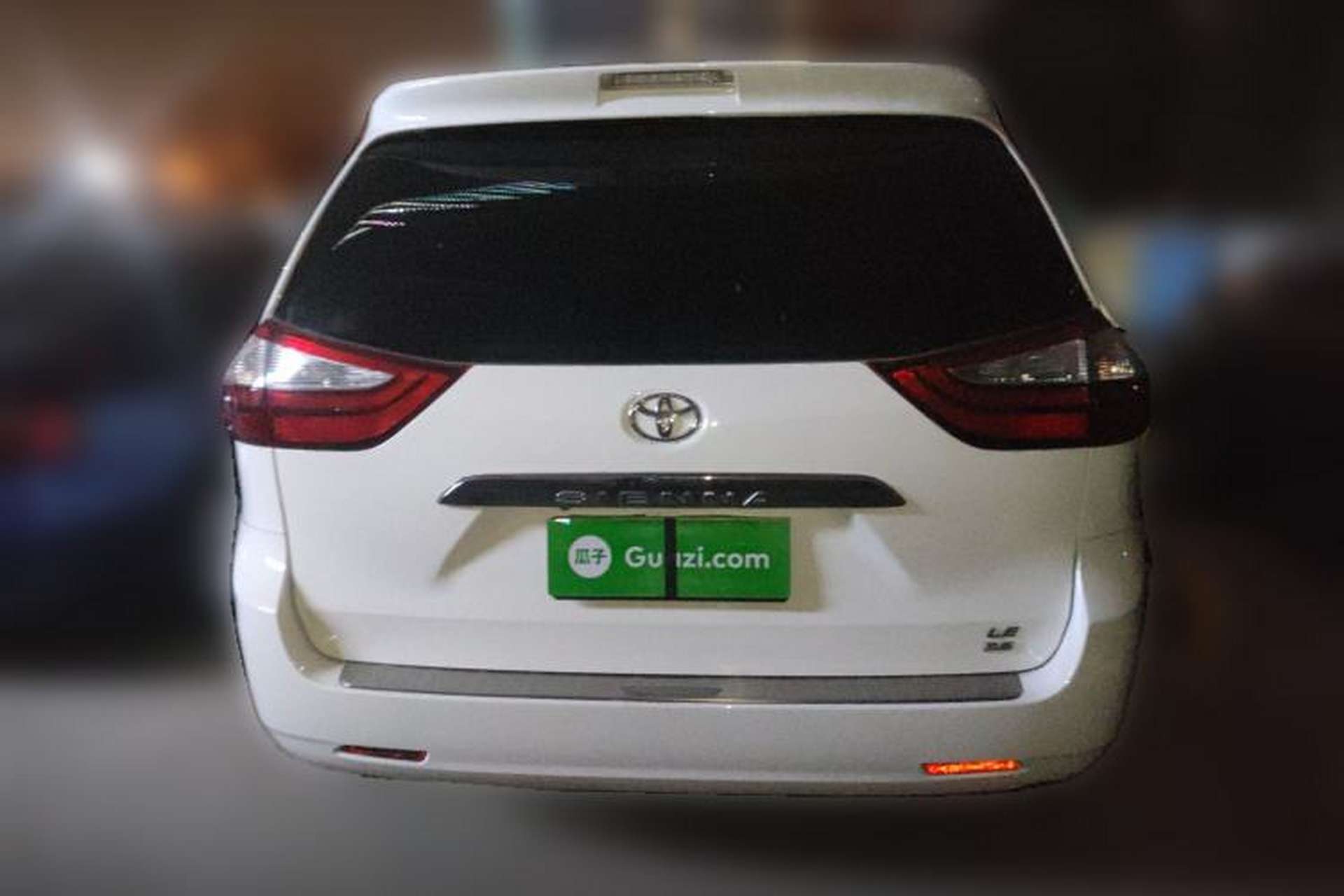 Used Toyota SIENNA 2016 3.5L Two-Wheel Drive 7-Seater Parallel Import Rear