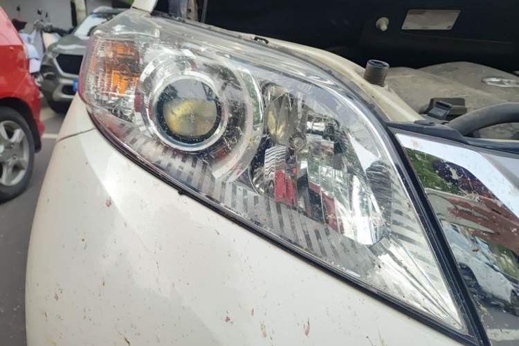 Used Toyota SIENNA  Right Front Headlight
