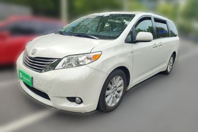 Used Toyota SIENNA 