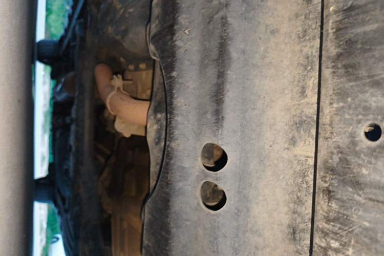 Used Toyota SIENNA  Chassis Front