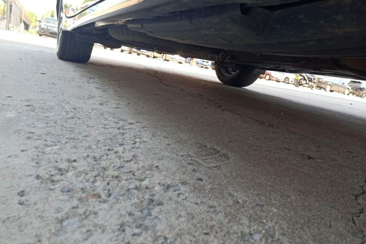 Used Toyota SIENNA  Chassis Front Right