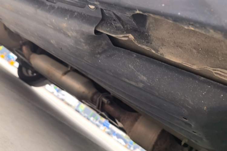 Used Toyota SIENNA  Chassis Front Right