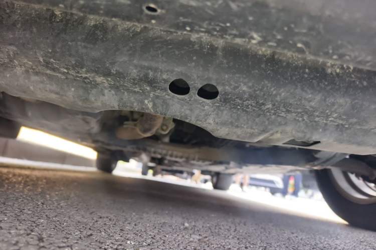 Used Toyota SIENNA  Chassis Front