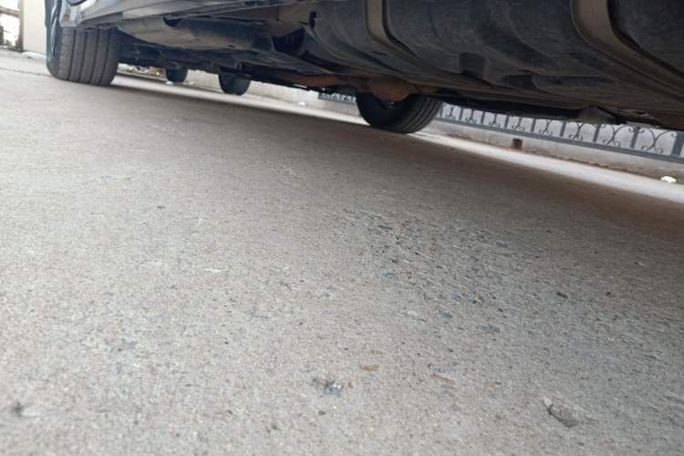 Used Toyota SIENNA  Chassis Rear Left