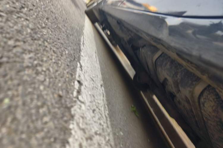 Used Toyota SIENNA  Chassis Rear Left