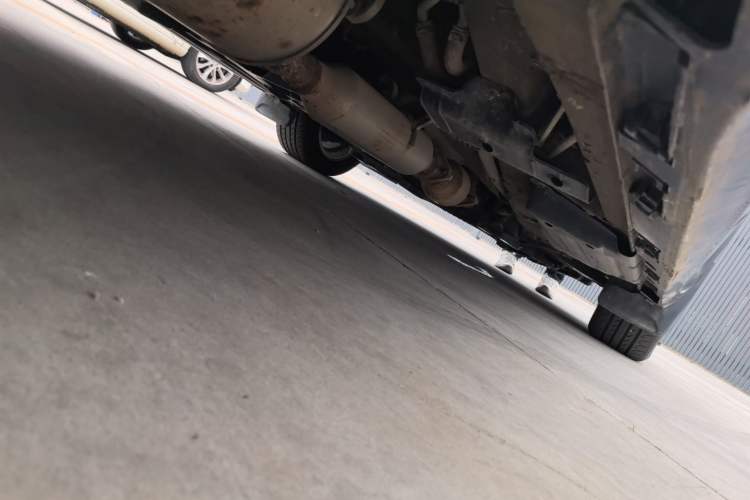 Used Toyota SIENNA  Chassis Rear Right