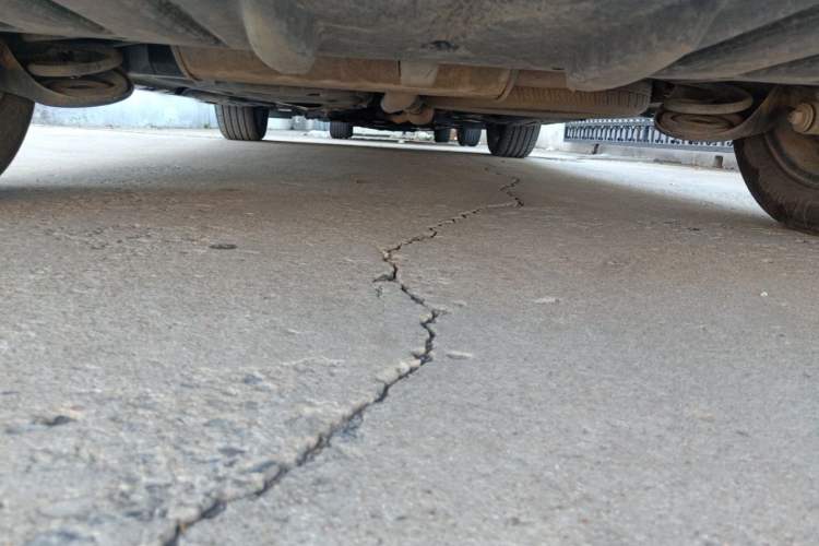 Used Toyota SIENNA  Chassis Rear
