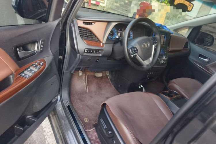 Used Toyota SIENNA  Driver Seat