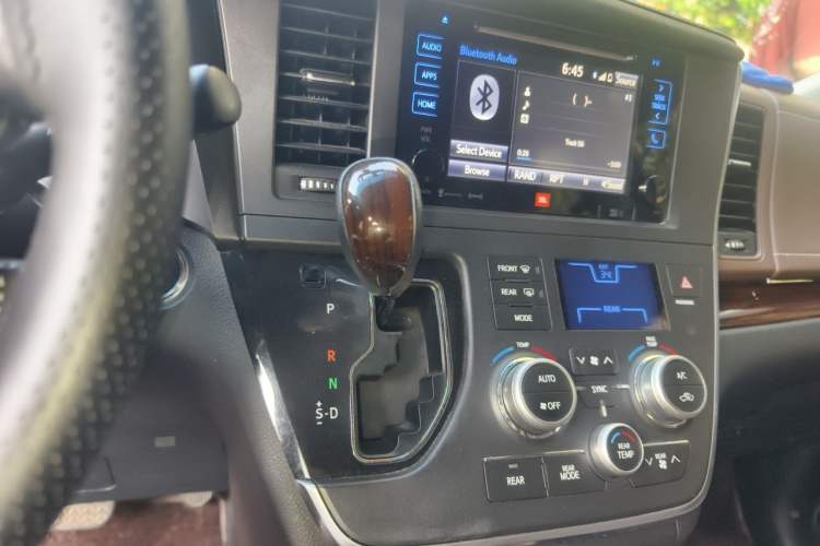 Used Toyota SIENNA  Gear Lever