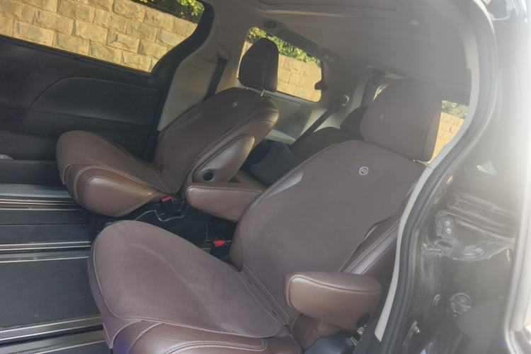 Used Toyota SIENNA  Left Rear Seat