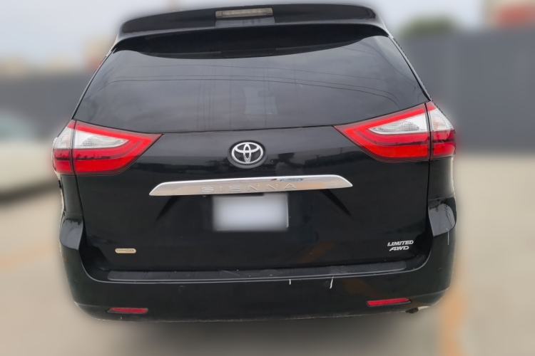Used Toyota SIENNA  Rear
