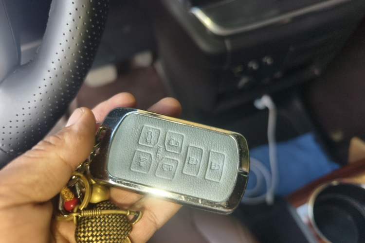 Used Toyota SIENNA  Vehicle Key
