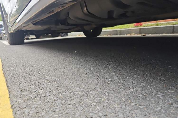 Used Toyota SIENNA  Chassis Rear Left