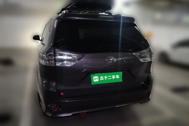 Used Toyota SIENNA  Rear