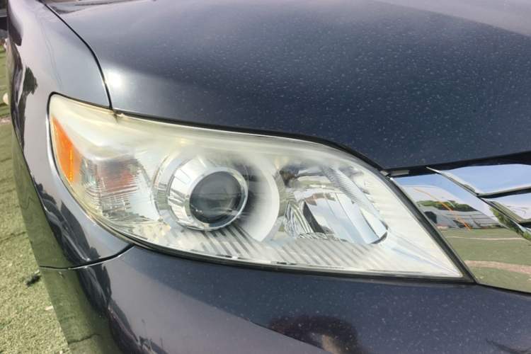 Used Toyota SIENNA  Right Front Headlight