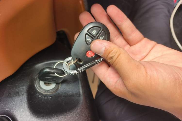 Used Toyota SIENNA  Vehicle Key