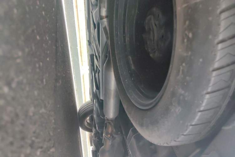Used Toyota SIENNA  Chassis Rear Right