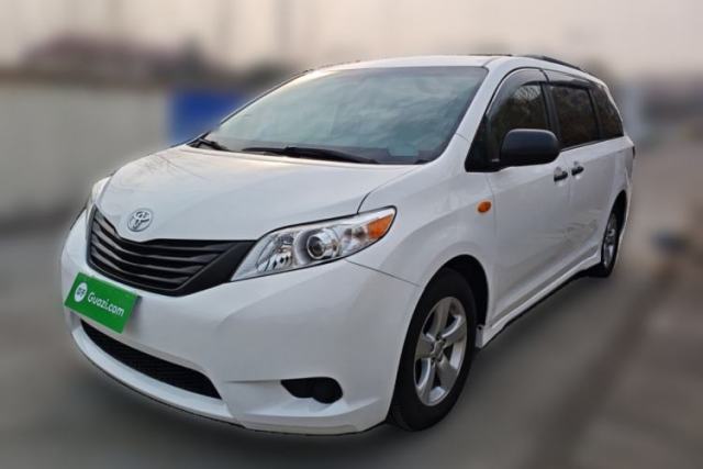Used Toyota SIENNA 2017 3.5L 2WD SE 7-Seater Canadian Version