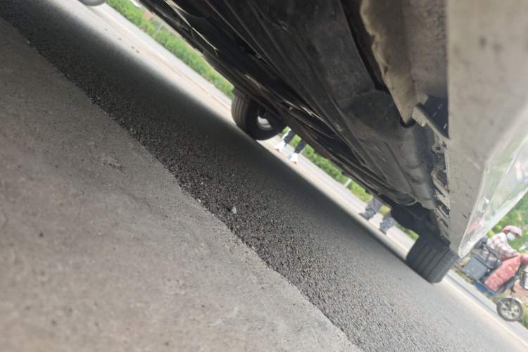 Used Toyota SIENNA  Chassis Front Left