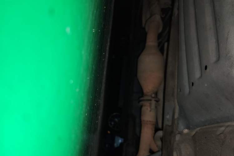 Used Toyota SIENNA  Chassis Front Right