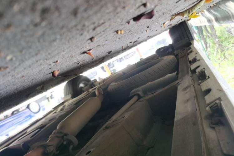 Used Toyota SIENNA  Chassis Front Right