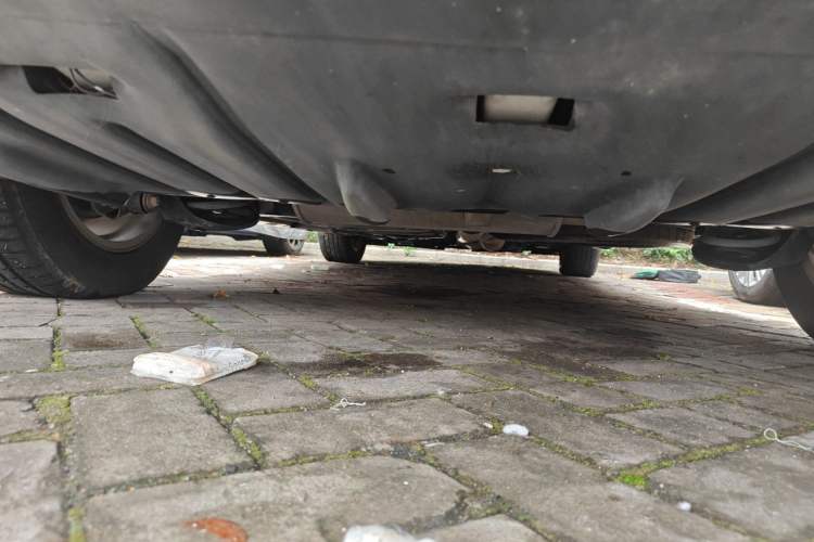 Used Toyota SIENNA  Chassis Rear
