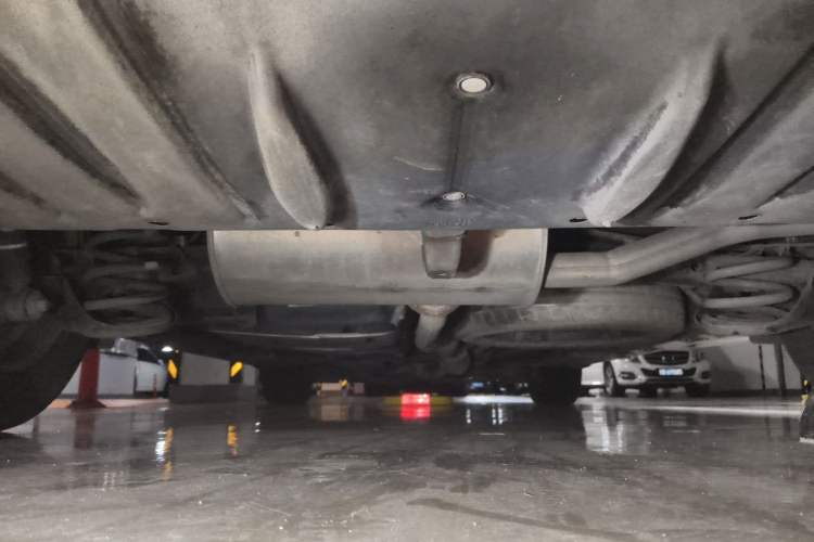 Used Toyota SIENNA  Chassis Rear