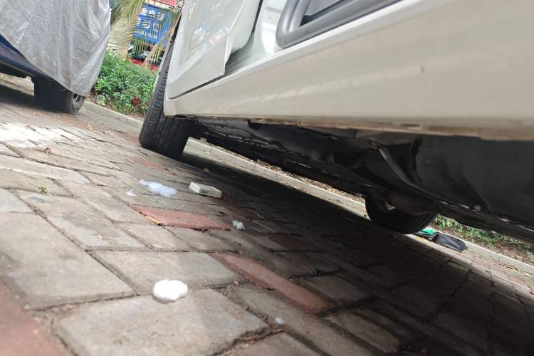 Used Toyota SIENNA  Chassis Rear Left