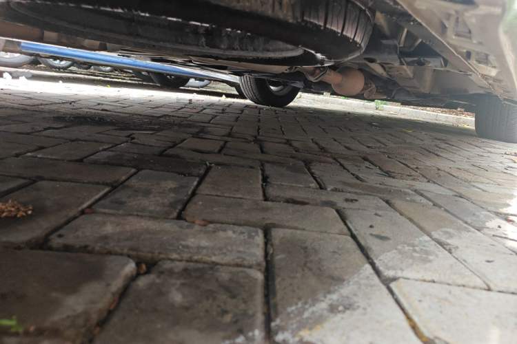 Used Toyota SIENNA  Chassis Rear Right