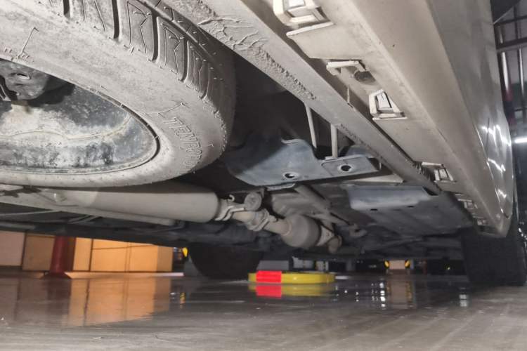 Used Toyota SIENNA  Chassis Rear Right