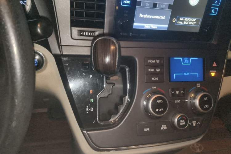 Used Toyota SIENNA  Gear Lever