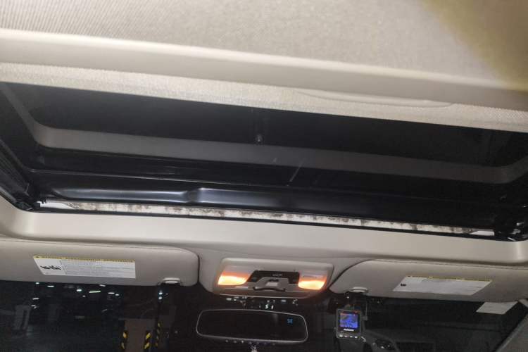 Used Toyota SIENNA  Headliner