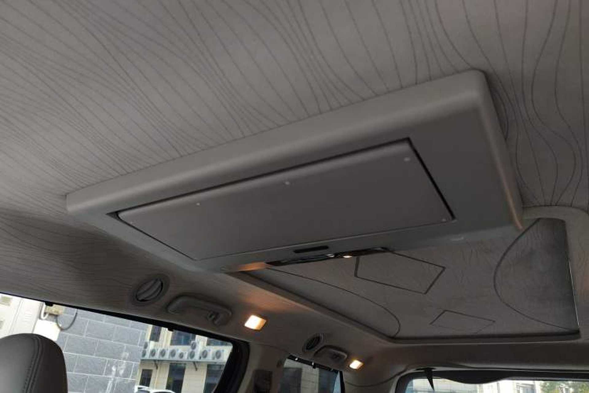 Used Toyota SIENNA 2017 3.5L Four-Wheel Drive LE Trim 7 Seats – U.S. Specification Headliner