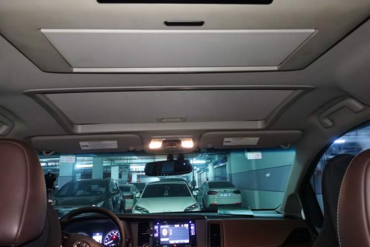 Used Toyota SIENNA  Headliner