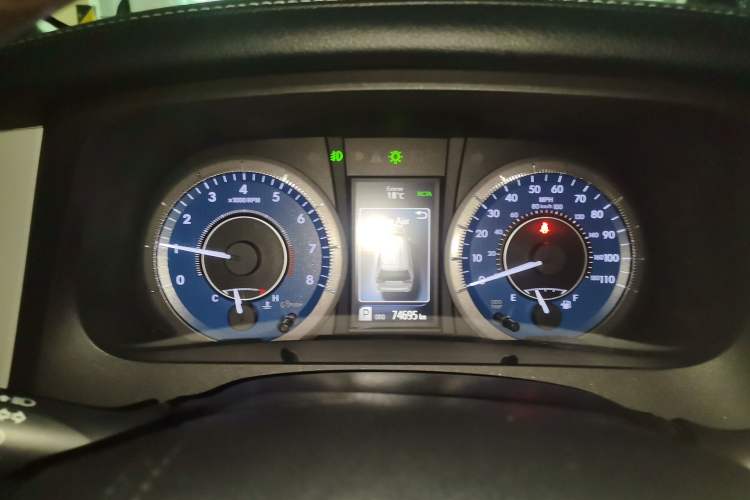 Used Toyota SIENNA 2017 3.5L Four-Wheel Drive XLE 7-Seater U.S. Specification Instrument Cluster