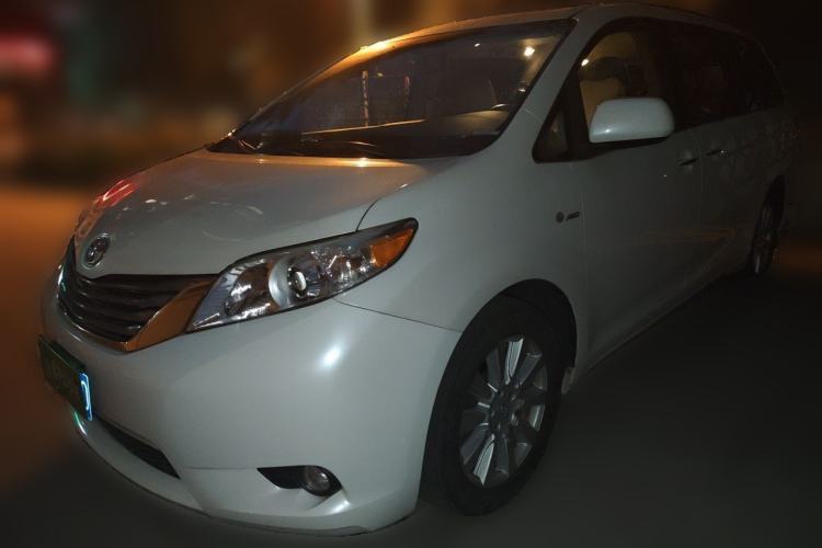 Used Toyota SIENNA 2017 3.5L Four-Wheel Drive XLE 7-Seater U.S. Specification Guazi used car, China used car export, Used car for sale, Used cars, Cheapest cars for sale