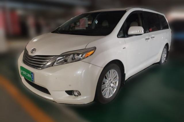 Used Toyota SIENNA 