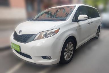 Used Toyota SIENNA 2017 3.5L Four-Wheel Drive LE Trim 7 Seats – U.S. Specification