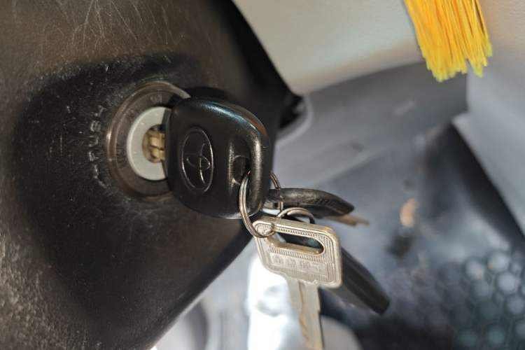 Used Toyota SIENNA  Vehicle Key