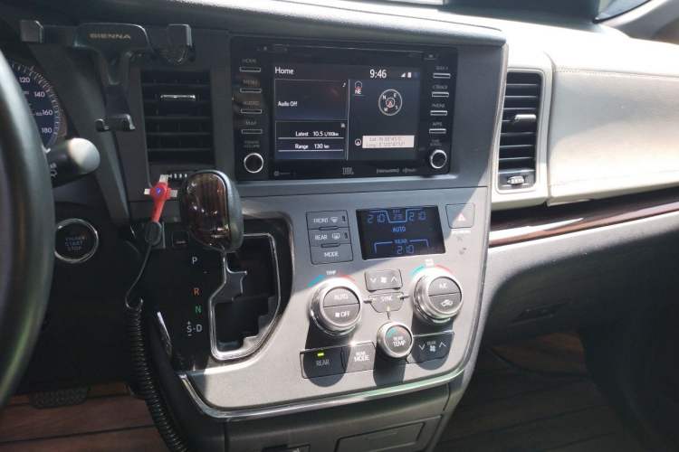Used Toyota SIENNA  Audio And AC Panel