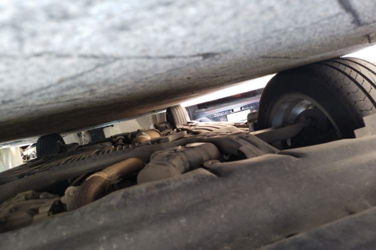 Used Toyota SIENNA  Chassis Front