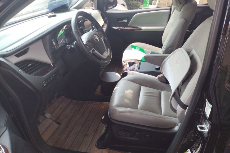 Used Toyota SIENNA  Driver Seat