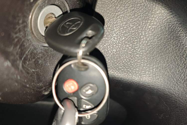 Used Toyota SIENNA 2018 3.5L Two-Wheel Drive SE U.S. Specification Interior 1