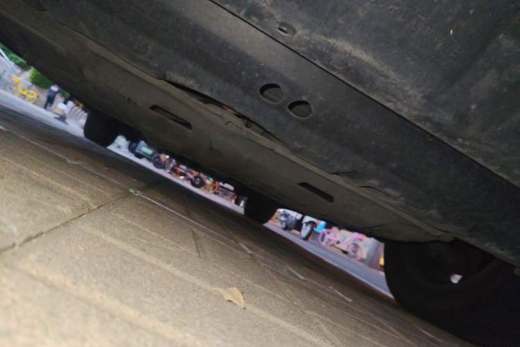 Used Toyota SIENNA  Chassis Front