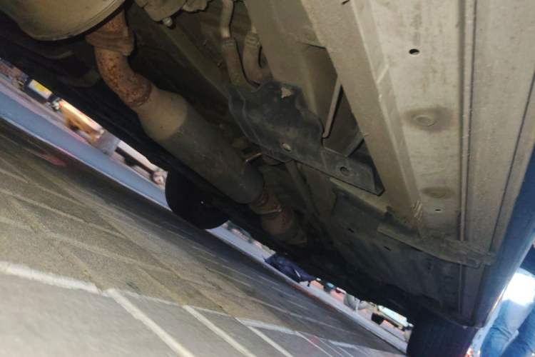 Used Toyota SIENNA  Chassis Rear Right