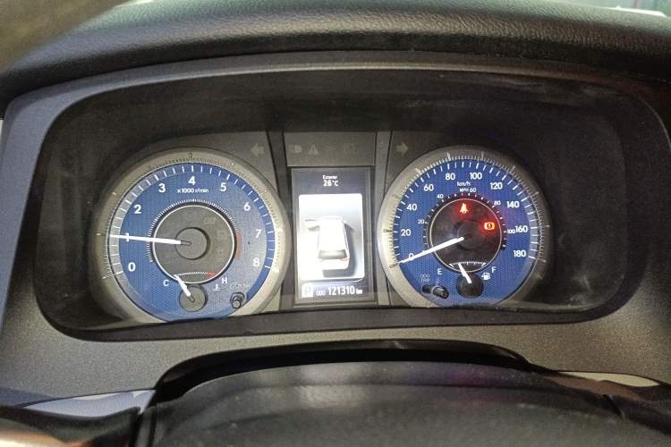 Used Toyota SIENNA 2018 3.5L Two-Wheel Drive SE U.S. Specification Instrument Cluster
